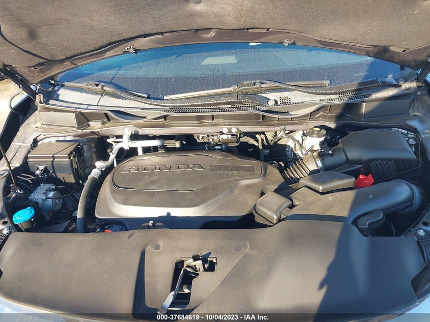 VIN 5FNRL6H52NB015898 2022 HONDA ODYSSEY EX