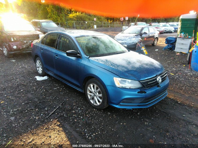 2015 VOLKSWAGEN JETTA SEDAN 1.8T SE - 3VWD17AJ9FM257899