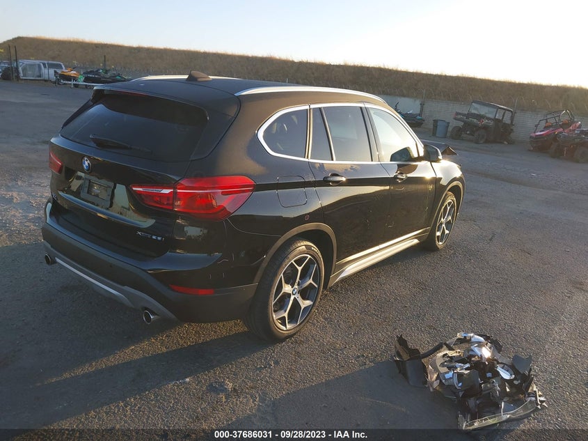 VIN WBXHT3C31J5L35177 2018 BMW X1 XDRIVE28I