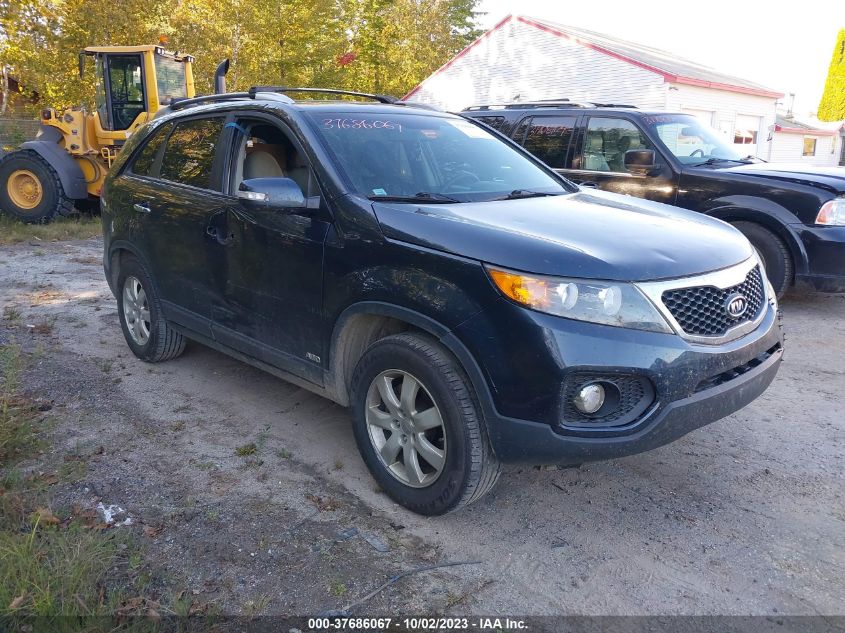 2013 KIA SORENTO LX - 5XYKTDA61DG355530