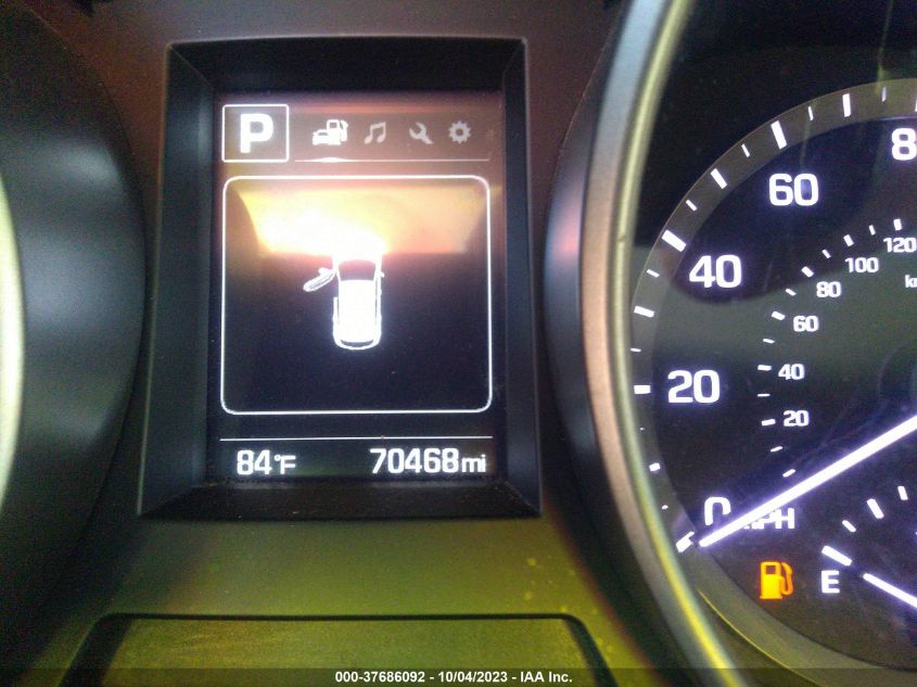 2017 HYUNDAI SANTA FE SE - KM8SMDHF2HU220284