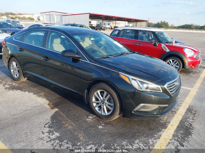 2017 HYUNDAI SONATA SE - 5NPE24AF0HH478086