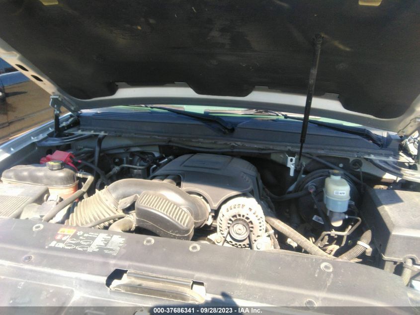 2013 CHEVROLET SUBURBAN 1500 LT - 1GNSCJE03DR126411