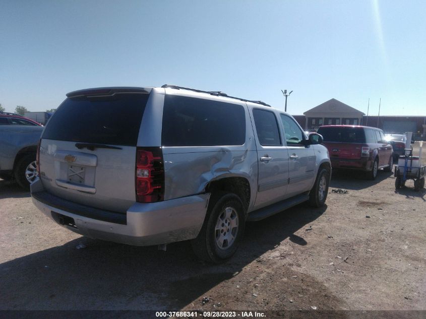 2013 CHEVROLET SUBURBAN 1500 LT - 1GNSCJE03DR126411