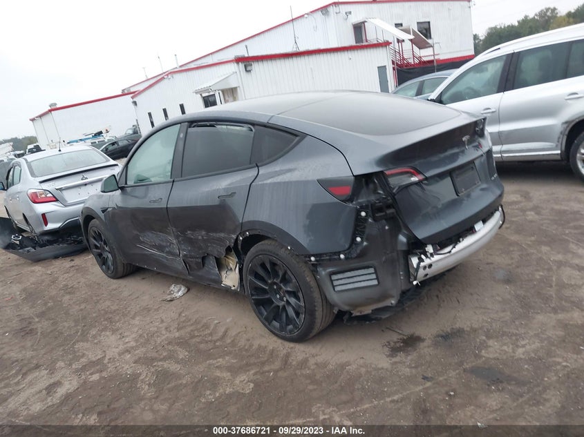 VIN 5YJYGAEE7MF143544 2021 TESLA MODEL Y LONG RANGE