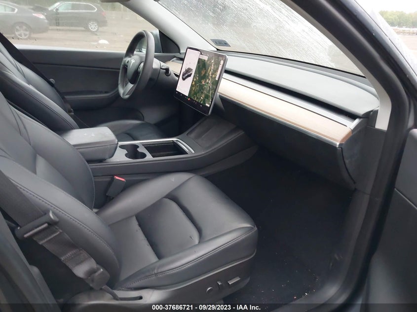 VIN 5YJYGAEE7MF143544 2021 TESLA MODEL Y LONG RANGE