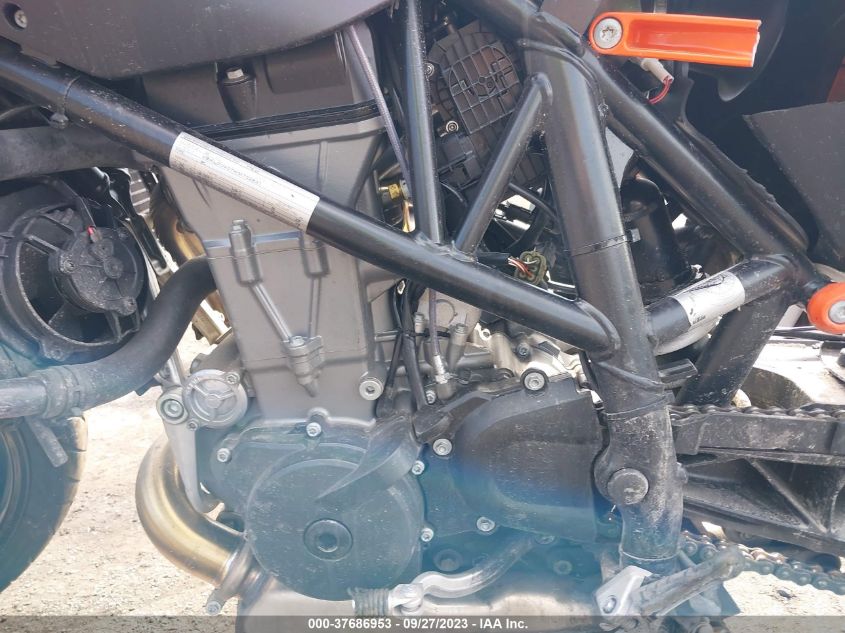 2017 KTM 690 DUKE VBKLDV407HM702831