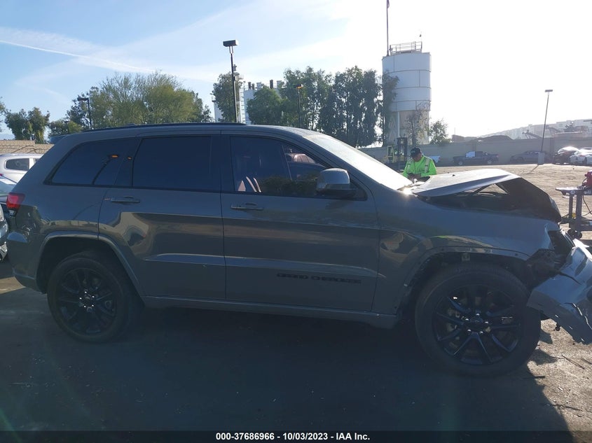 VIN 1C4RJEAGXKC698700 2019 JEEP GRAND CHEROKEE ALTITUDE