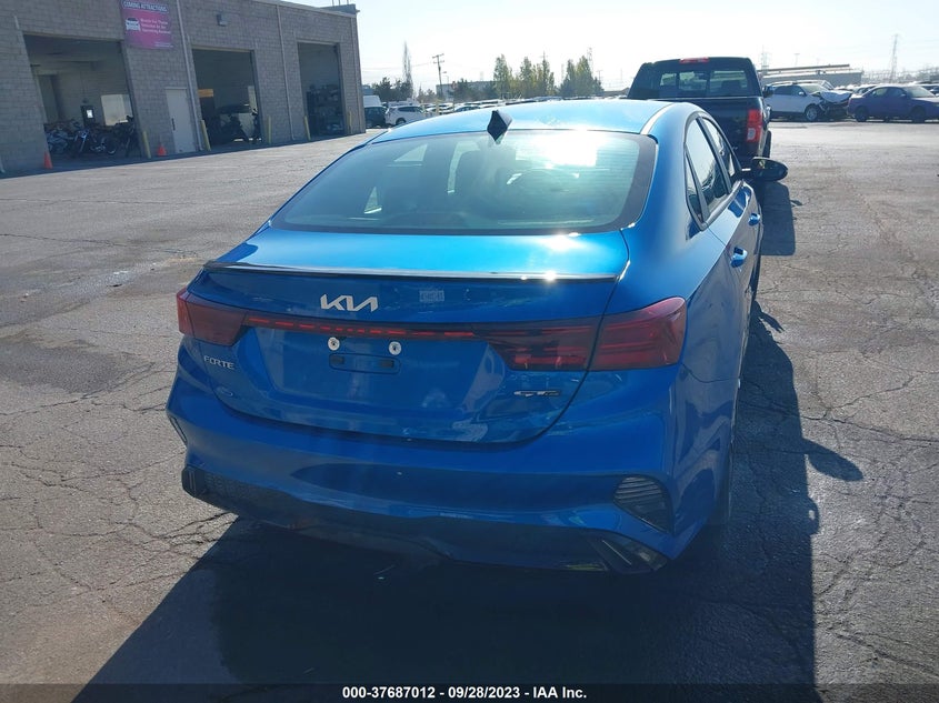 VIN 3KPF54AD5NE485948 2022 KIA FORTE GT LINE