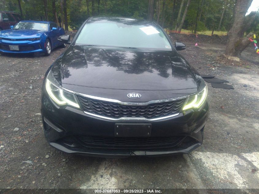 5XXGT4L38KG320641 Kia Optima LX/S 11