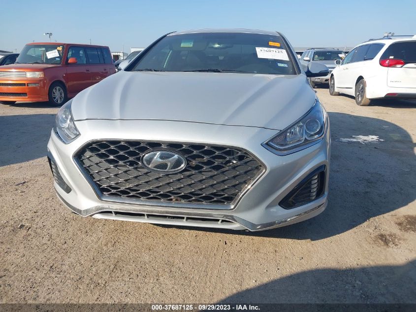 2018 HYUNDAI SONATA SPORT - 5NPE34AF0JH636462