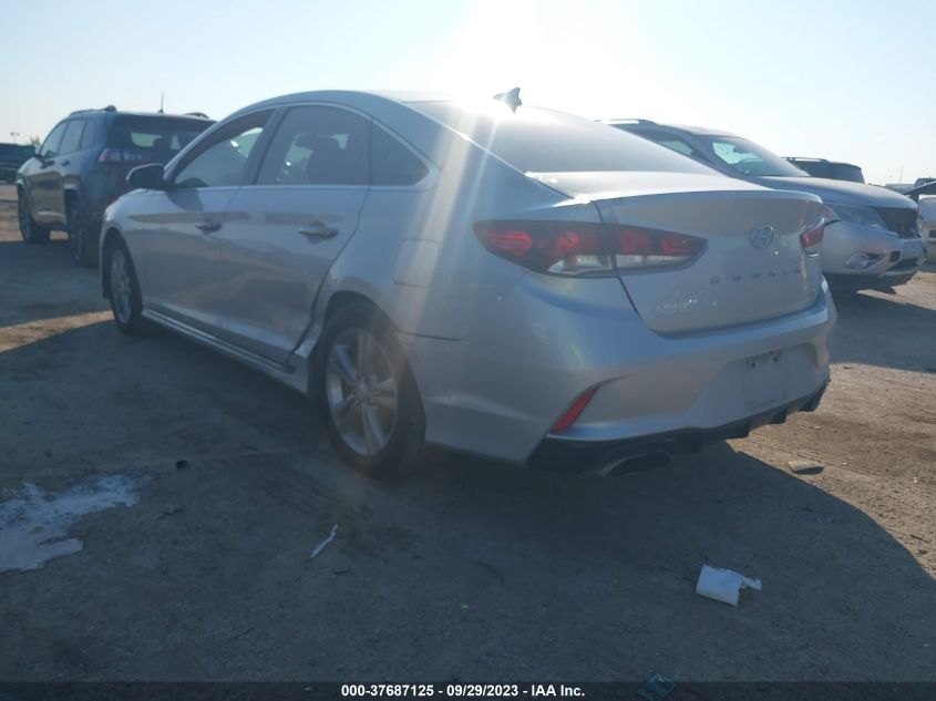 2018 HYUNDAI SONATA SPORT - 5NPE34AF0JH636462