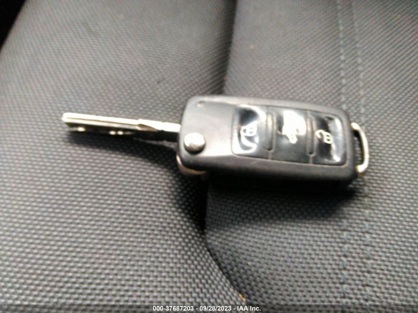 2013 VOLKSWAGEN GLI 3VW467AJ7DM237844