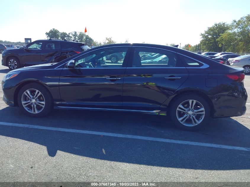 2018 HYUNDAI SONATA SPORT - 5NPE34AF3JH626427