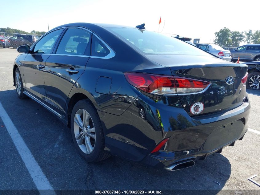 2018 HYUNDAI SONATA SPORT - 5NPE34AF3JH626427