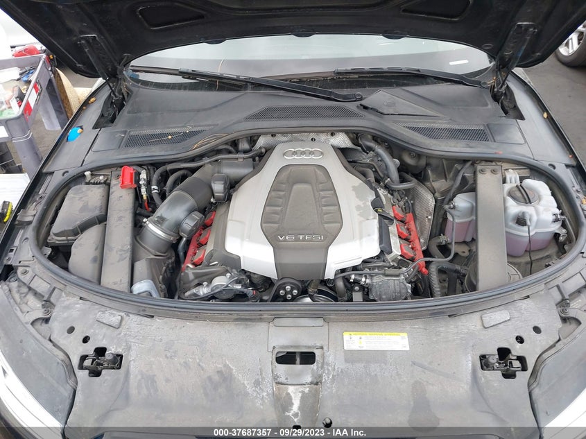 VIN WAU44AFD5HN016518 2017 AUDI A8 L