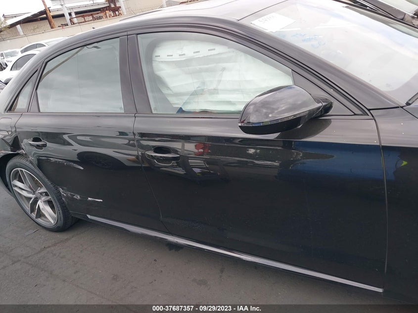 VIN WAU44AFD5HN016518 2017 AUDI A8 L