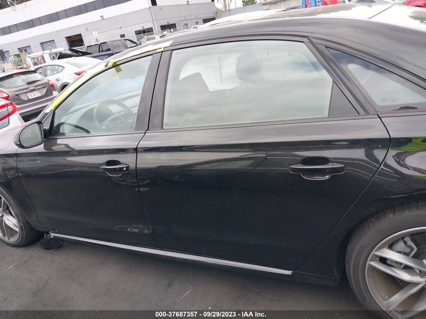 VIN WAU44AFD5HN016518 2017 AUDI A8 L