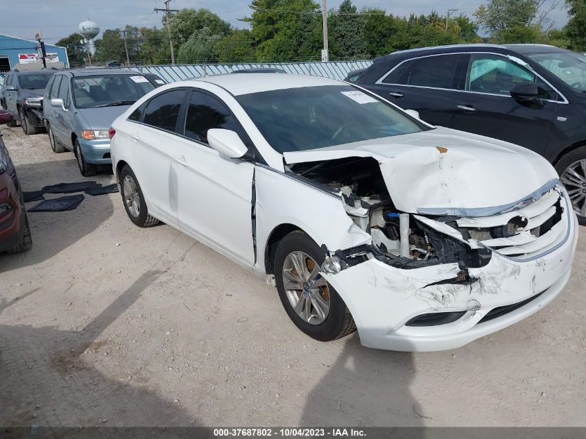 2013 HYUNDAI SONATA GLS - 5NPEB4AC3DH752638