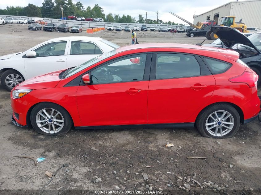 2015 FORD FOCUS SE - 1FADP3K22FL350658