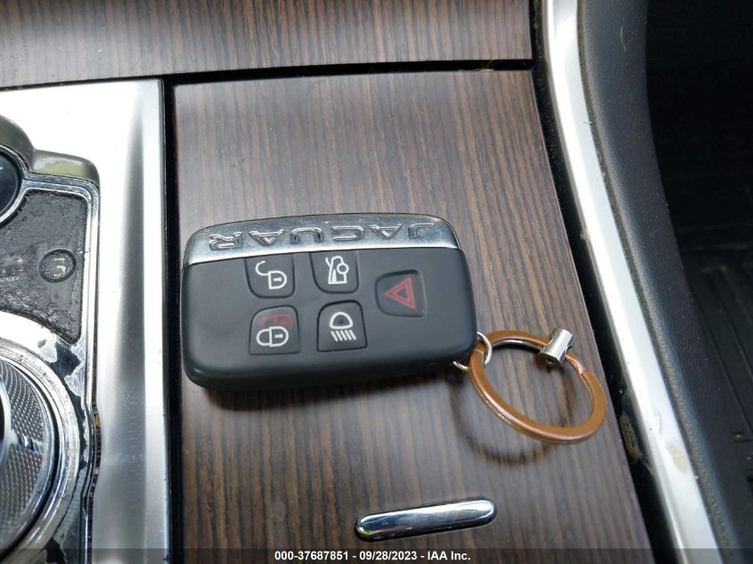 2015 JAGUAR XF V6 - SAJWJ0FF5F8U61550