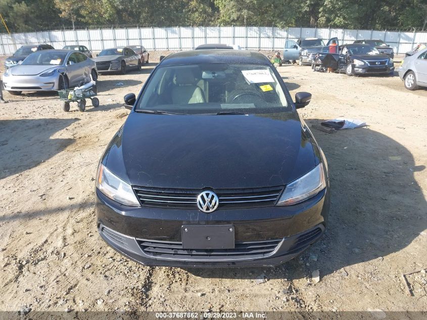 2014 VOLKSWAGEN JETTA SEDAN SE - 3VWD17AJ7EM361354