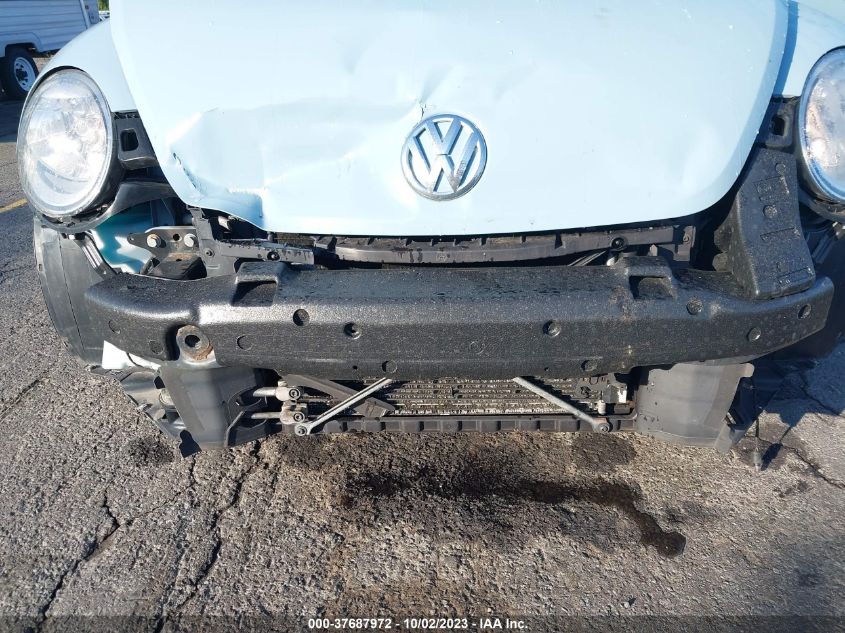 2014 VOLKSWAGEN BEETLE CONVERTIBLE 2.5L 3VW5P7ATXEM803189