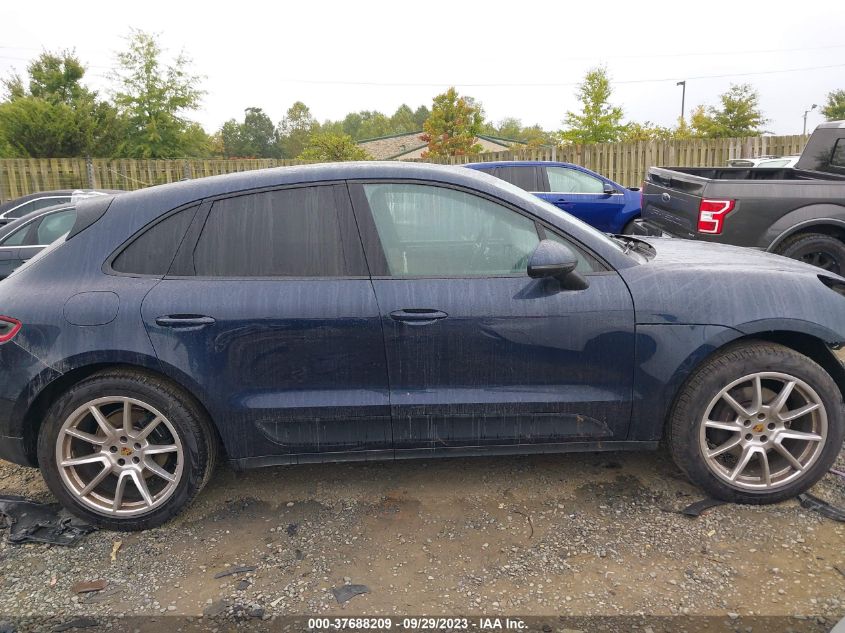 VIN WP1AA2A56JLB15739 2018 PORSCHE MACAN