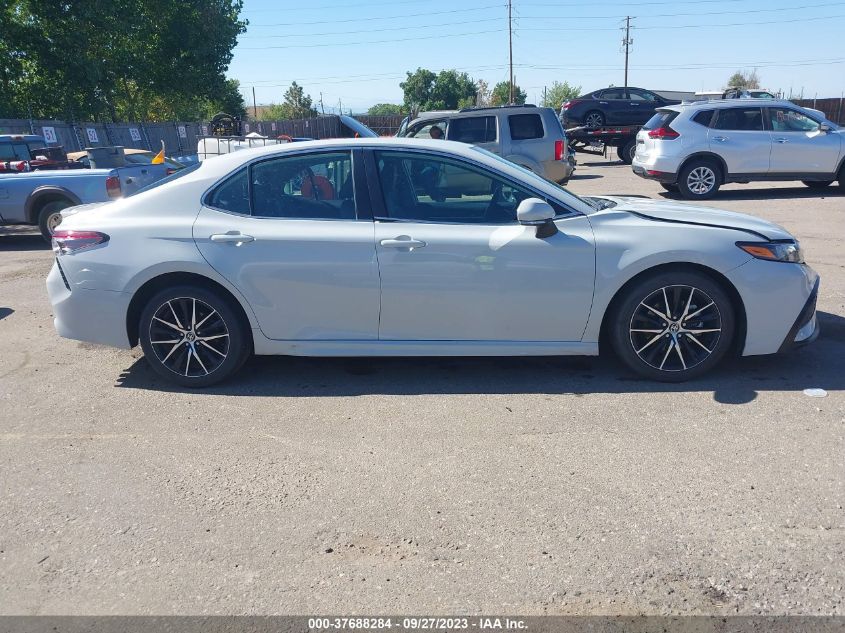 2022 TOYOTA CAMRY SE - 4T1G11AK3NU063414