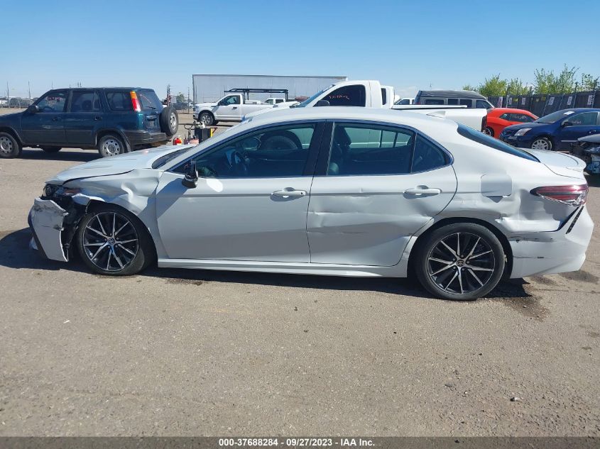 2022 TOYOTA CAMRY SE - 4T1G11AK3NU063414