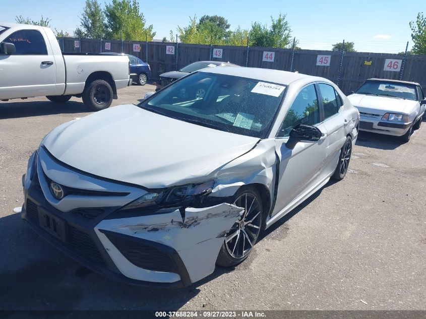 2022 TOYOTA CAMRY SE - 4T1G11AK3NU063414