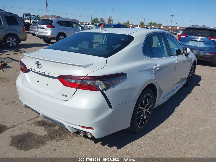 2022 TOYOTA CAMRY SE - 4T1G11AK3NU063414