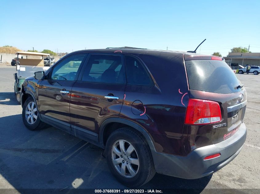 2013 KIA SORENTO LX - 5XYKT3A16DG380499