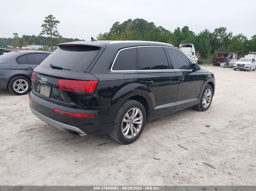 WA1AHAF74HD042435 2017 AUDI Q7, photo no. 4