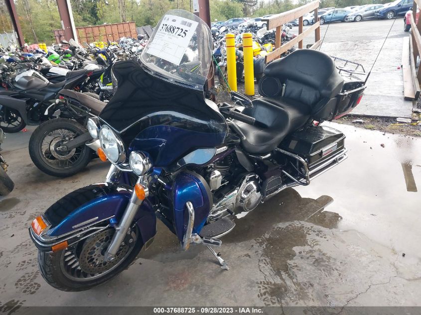 2010 HARLEY-DAVIDSON FLHTK - 1HD1KEM14AB669780
