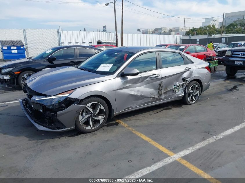 KMHLS4AG1PU410959 Hyundai Elantra SEL 2