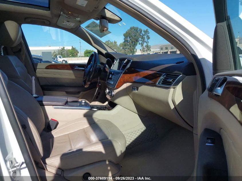 2015 MERCEDES-BENZ GL-CLASS GL 450 4JGDF6EE8FA478284