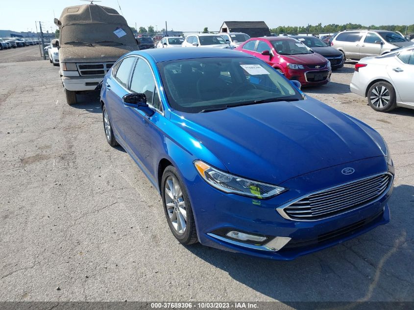 3FA6P0HD1HR366208 2017 FORD FUSION, photo no. 1