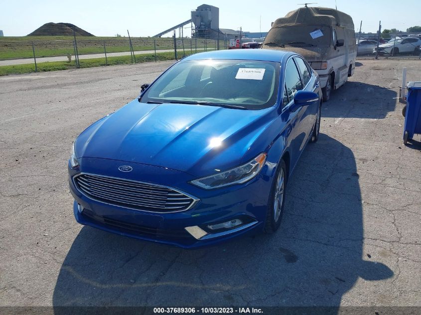 3FA6P0HD1HR366208 2017 FORD FUSION, photo no. 2