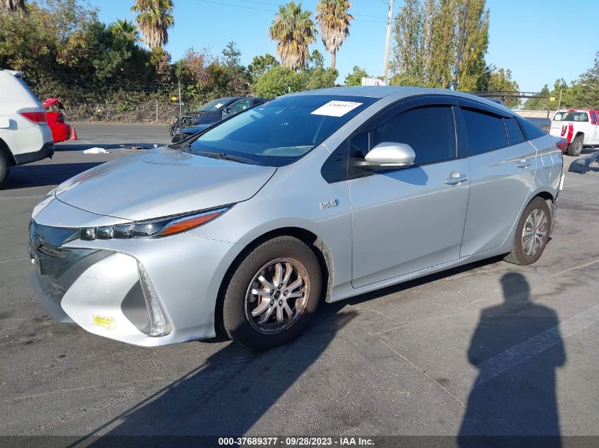 JTDKAMFP8N3221112 Toyota Prius Prime LE/XLE/LIMITED 2