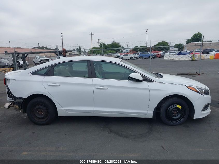 2017 HYUNDAI SONATA SE - 5NPE24AF3HH438939