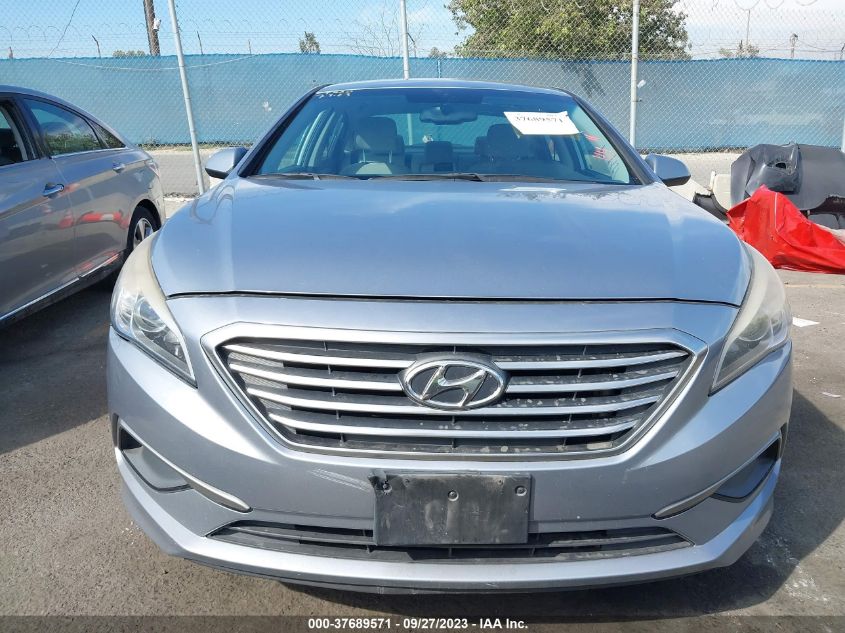 2016 HYUNDAI SONATA 2.4L SE - 5NPE24AF2GH322940