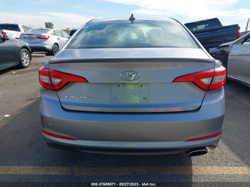 2016 HYUNDAI SONATA 2.4L SE - 5NPE24AF2GH322940