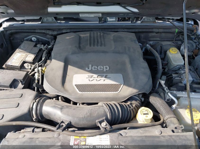 2013 JEEP WRANGLER UNLIMITED SAHARA - 1C4BJWEG9DL639481