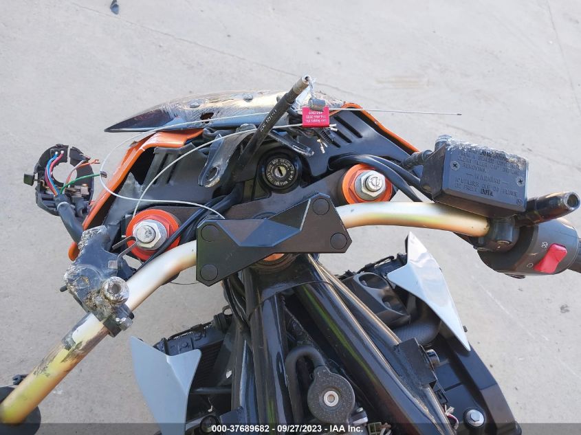 2003 KAWASAKI ZR1000 A1 - JKAZRCA1X3A007326