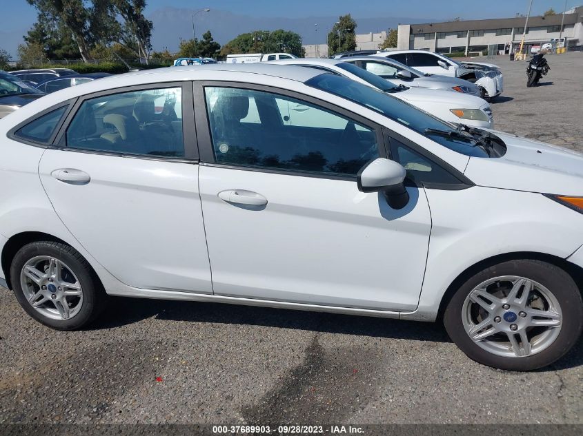 3FADP4BJ0KM144146 Ford Fiesta SE 13