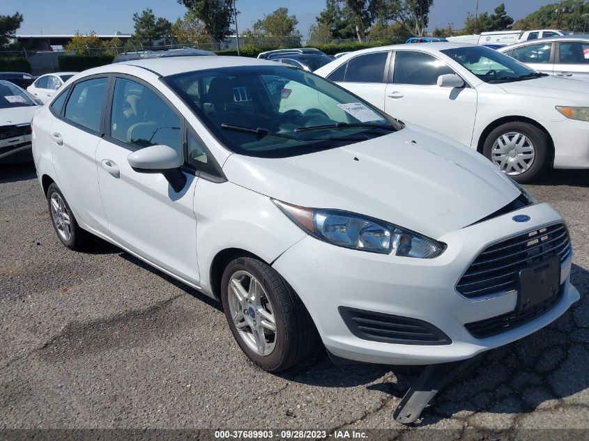 3FADP4BJ0KM144146 Ford Fiesta SE