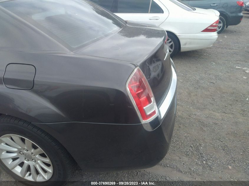 2014 CHRYSLER 300 - 2C3CCAAG4EH118873