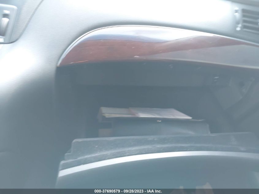2015 INFINITI Q70 - JN1BY1AR2FM560191