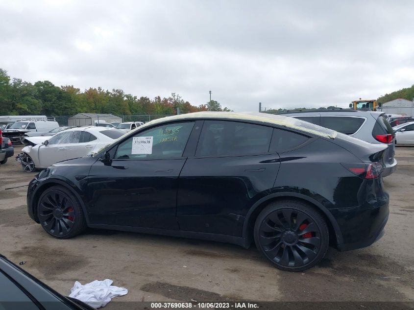 7SAYGDEF6NF548454 Tesla Model Y PERFORMANCE 13